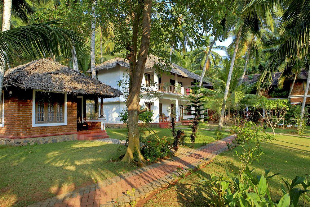 Abad Harmonia Ayurvedic Beach Resort Kovalam Exterior photo