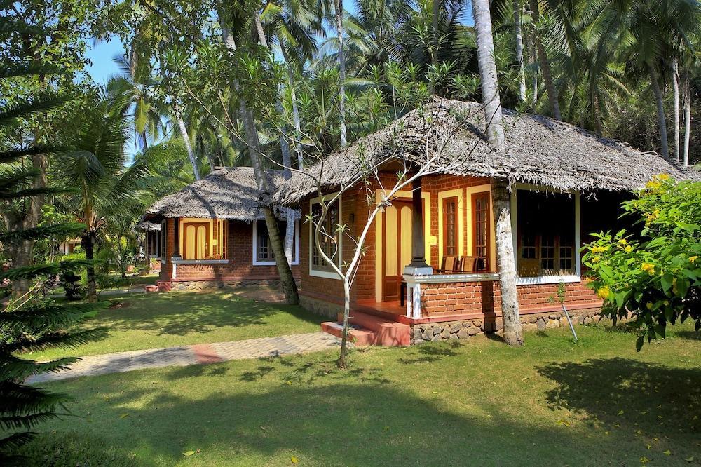 Abad Harmonia Ayurvedic Beach Resort Kovalam Exterior photo