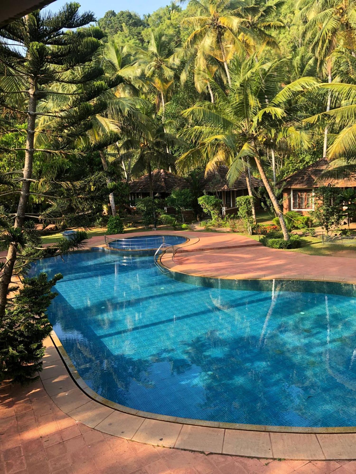 Abad Harmonia Ayurvedic Beach Resort Kovalam Exterior photo