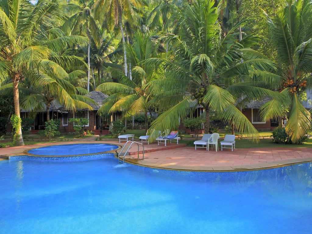 Abad Harmonia Ayurvedic Beach Resort Kovalam Exterior photo